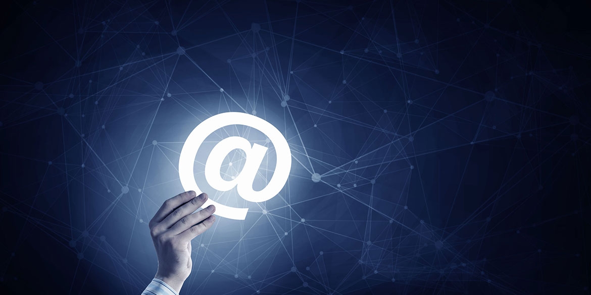 Odesílání emailu pomoci funkce php mail()